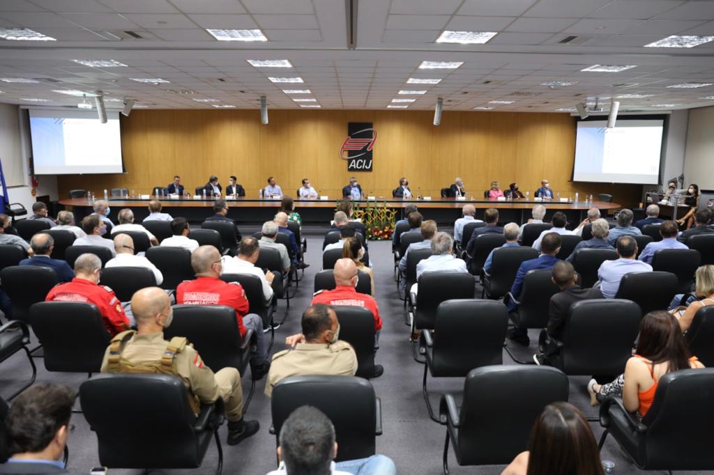 Na Acij Governador Carlos Moisés Apresenta Balanço Das Principais Ações Do Estado Para Joinville 4680